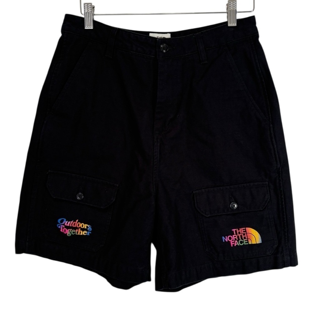 The North Face Cargo Shorts Size 30